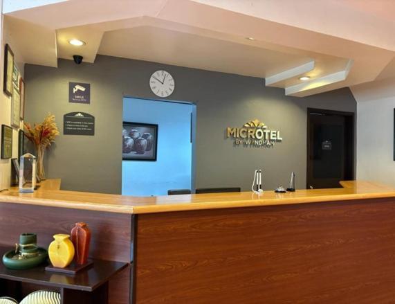 Microtel By Wyndham Eagle Ridge General Trias  Exteriér fotografie