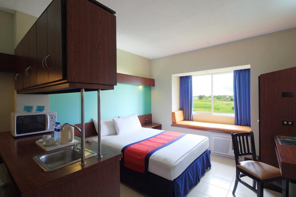 Microtel By Wyndham Eagle Ridge General Trias  Exteriér fotografie