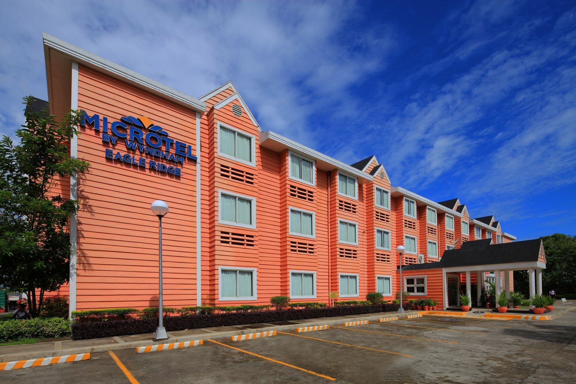Microtel By Wyndham Eagle Ridge General Trias  Exteriér fotografie